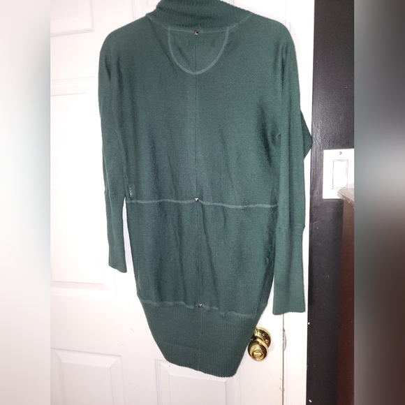 Dark Green Open Front Cardigan - Picture 2 of 3